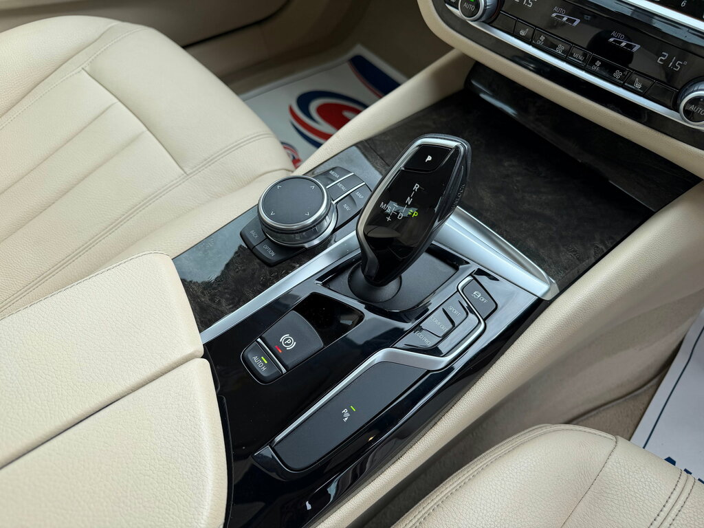 BMW 5 Series M Sport #12