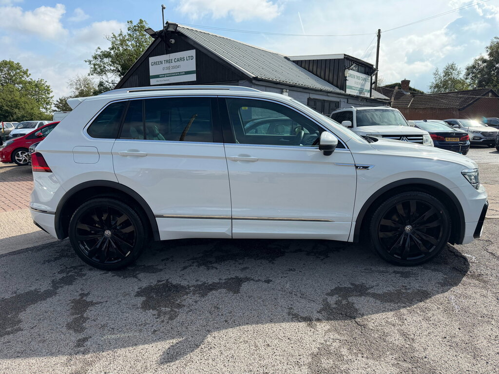 Volkswagen Tiguan 2.0 Tdi Bluemotion Tech R-line Suv Manu White #5