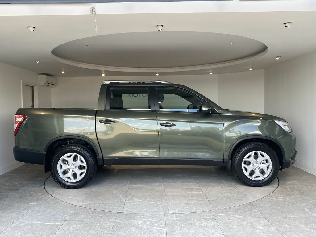 SsangYong Musso 2.2 Double Cab Pick Up Rebel CVZ8551 Green #6
