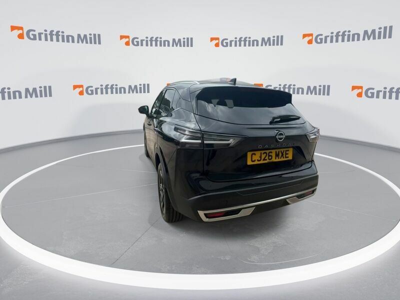 Nissan Qashqai 1.3 Dig-t Mhev N-connecta Suv Hybrid Ma CJ26MXE Black #4