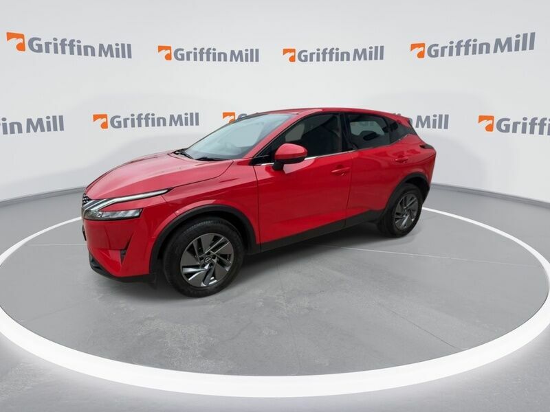 Nissan Qashqai 1.3 Dig-t Mhev Acenta Premium Suv Hybri Red #3