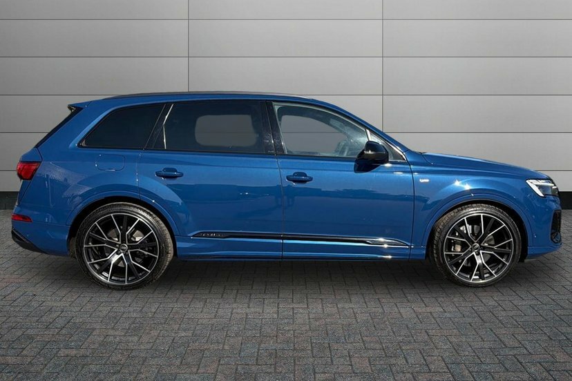 Audi Q7 3.0 Tdi V6 Black Edition Suv Tiptronic Blue #4
