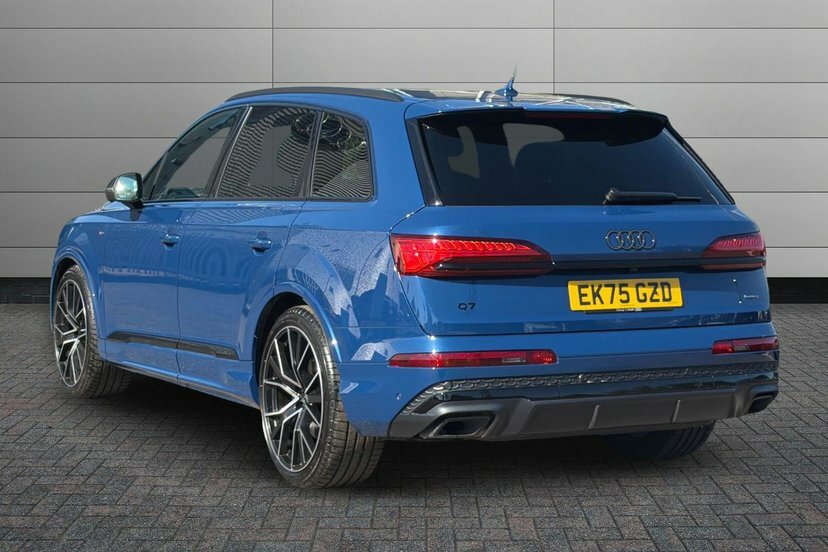 Audi Q7 3.0 Tdi V6 Black Edition Suv Tiptronic Blue #3