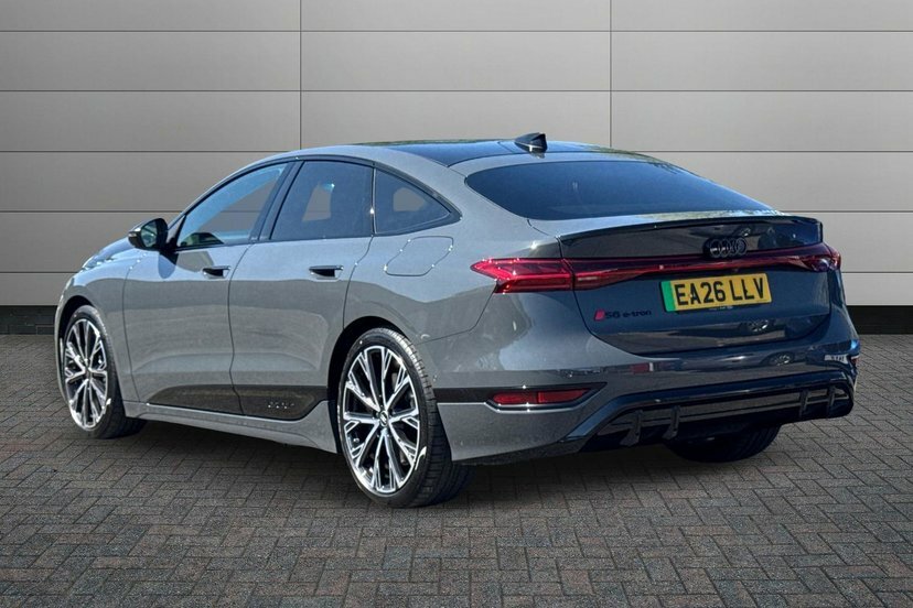 Audi E-tron 100Kwh Vorsprung Hatchback Quatt Grey #3