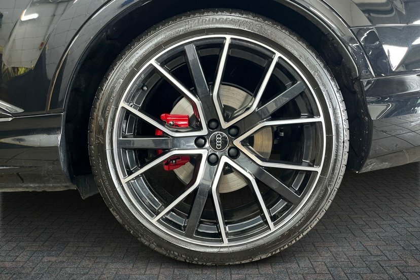 Audi SQ7 4.0 Tfsi V8 Black Edition Suv Tiptronic Black #5