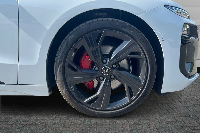 Audi A6 E-tron Avant 100Kwh Performance Launch Edition Estate Elect White #5