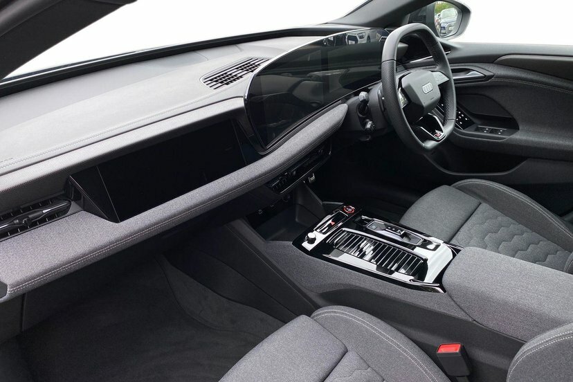 Audi A6 E-tron Avant 83Kwh Edition 1 Estate 286 Ps Blue #2