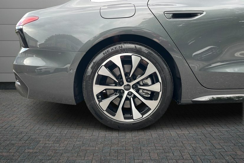 Audi A6 Saloon 2.0 E-hybrid 25.9Kwh S Line Saloon Plug Grey #5