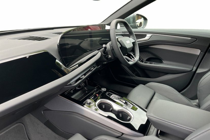 Audi A6 Saloon 2.0 E-hybrid 25.9Kwh S Line Saloon Plug Grey #2