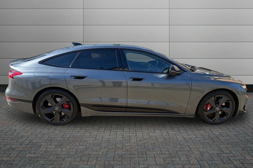 Audi E-tron 100Kwh Edition 1 Hatchback Quatt Grey #4