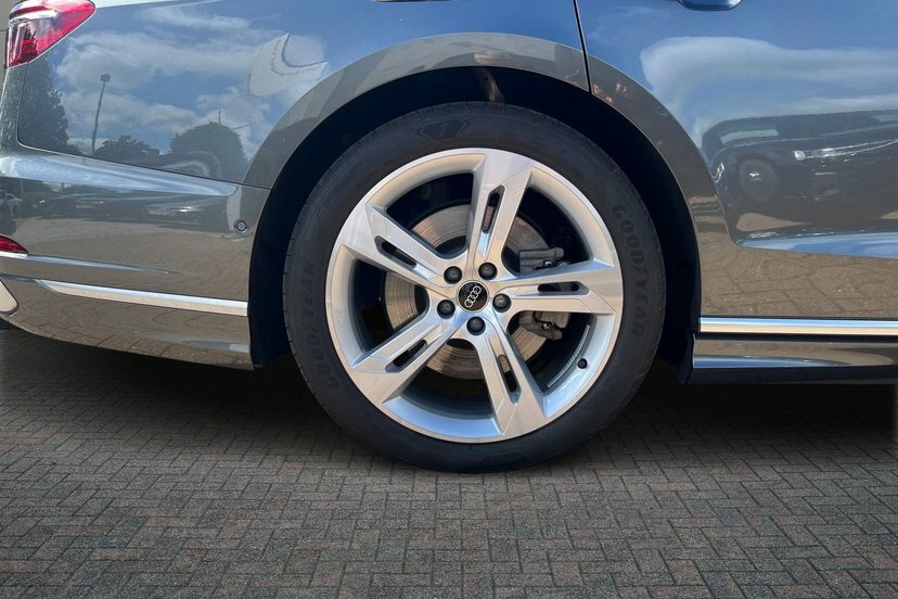 Audi A8 3.0 Tfsie V6 60 S Line Saloon Plug-in H Grey #5