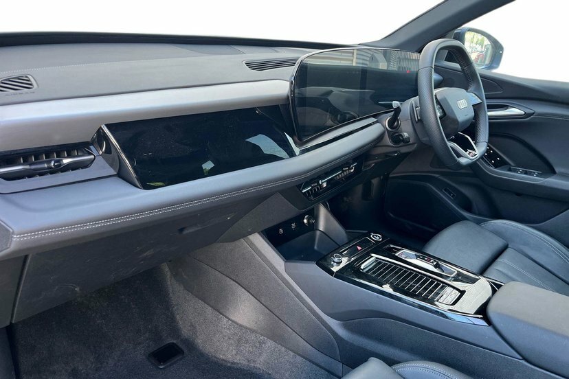 Audi Q6 E-Tron 100Kwh Performance S Line Suv 3 GY25VKB Black #2