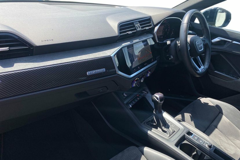 Audi Q3 2.0 Tdi 40 Vorsprung Suv S Tronic Quatt EA22CMK Black #2