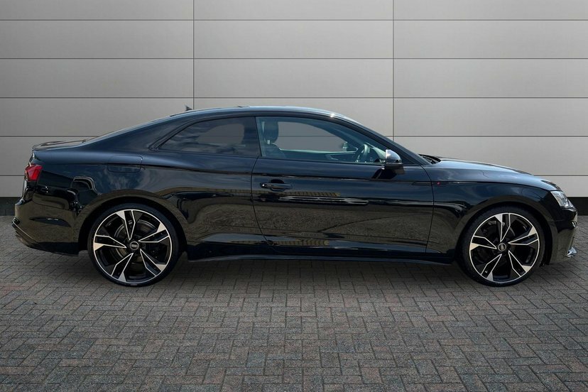 Audi A5 2.0 Tfsi 35 Black Edition Coupe S Troni Black #4