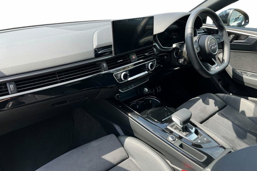 Audi A5 2.0 Tfsi 35 Black Edition Coupe S Troni Black #2