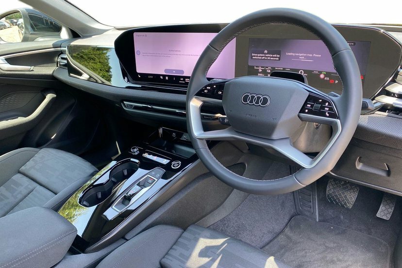 Audi A5 2.0 E-hybrid 25.9Kwh Technik Saloon Plu LR26PGX Black #6