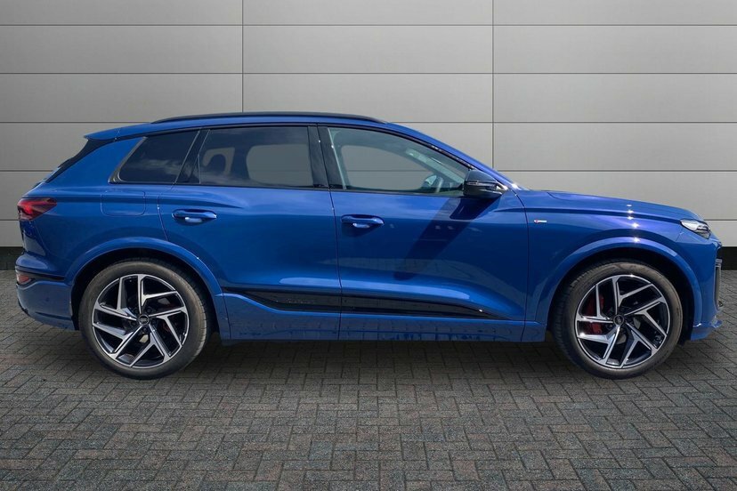 Audi Q6 E-Tron 100Kwh Performance Edition 1 Suv EO26XFE Blue #4
