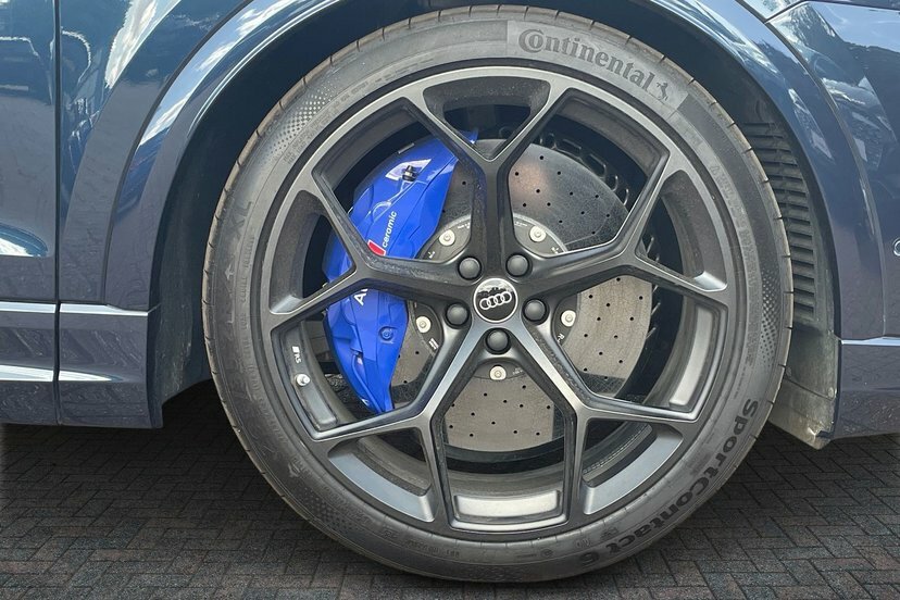 Audi RSQ8 4.0 Tfsi V8 Performance Carbon Black Suv Petro Blue #5