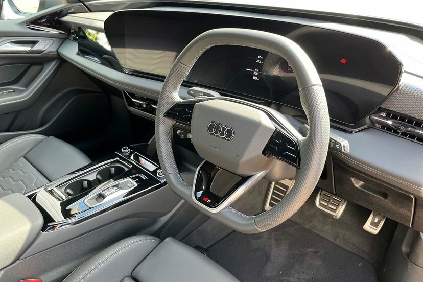 Audi A6 E-tron Avant 100Kwh Performance S Line Estate Grey #6