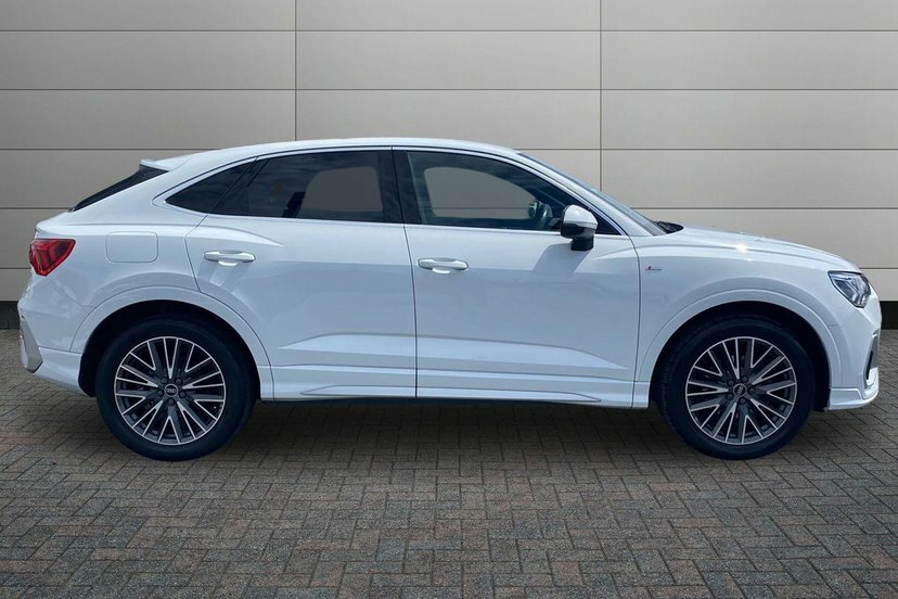 Audi Q3 1.5 Tfsi Cod 35 S Line Sportback S Tron EP23AZA White #4