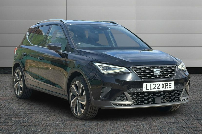 Seat Arona 1.0 Tsi Fr Sport Suv 110 Ps Black