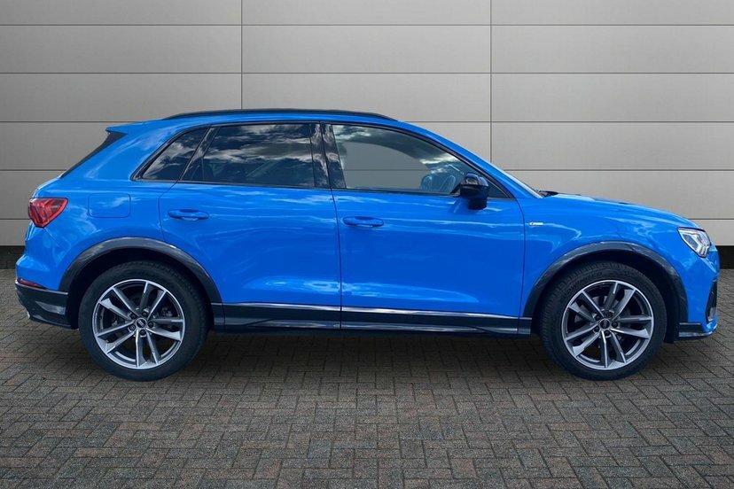 Audi Q3 1.5 Tfsi Cod 35 Black Edition Suv S Tro SC21TGZ Blue #4