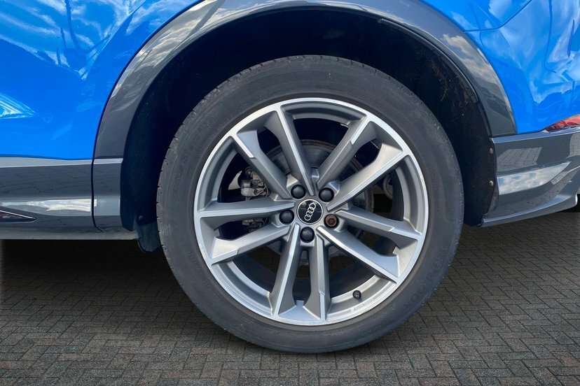 Audi Q3 1.5 Tfsi Cod 35 Black Edition Suv S Tro SC21TGZ Blue #5