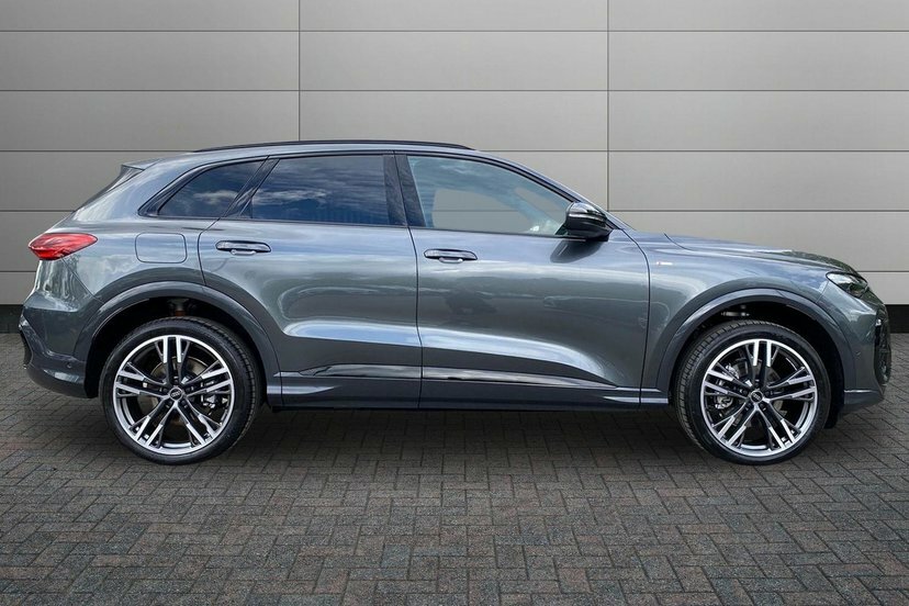 Audi Q5 Suv DF26GUU Grey #4