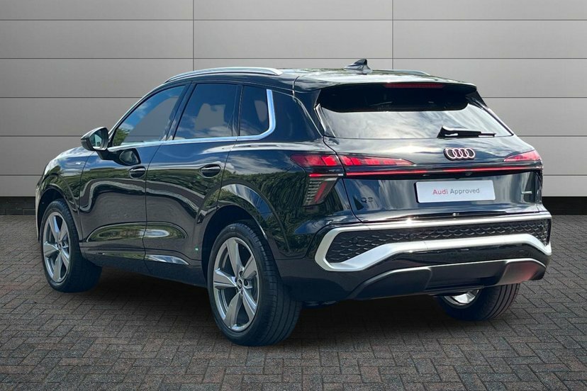 Audi Q3 2.0 Tfsi S Line Suv S Tronic Quattro 2 LM26WHT Black #3