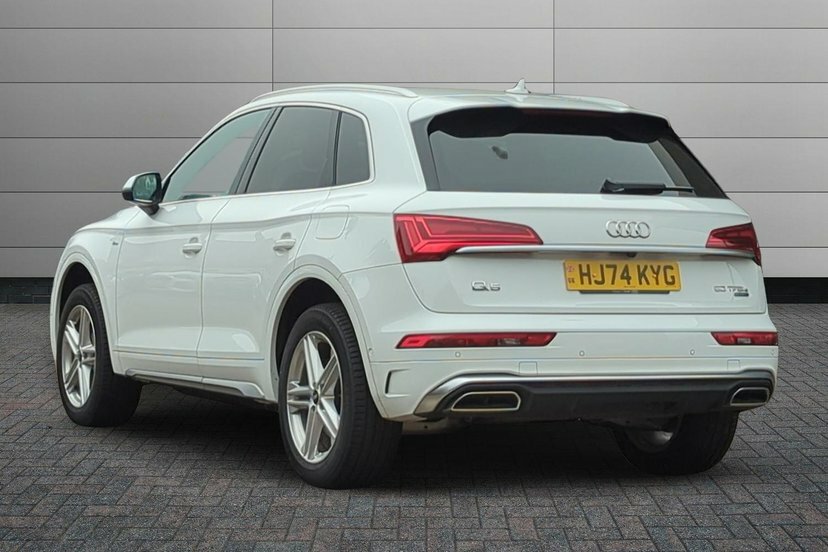 Audi Q5 2.0 Tfsie 50 S Line Suv Plug-in Hybrid White #3