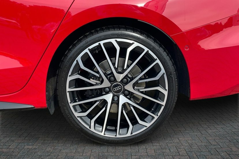 Audi S3 2.0 Tfsi Black Edition Saloon S Tronic Red #5
