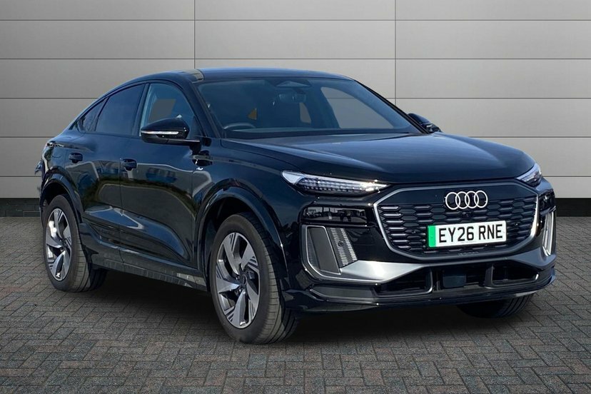 Audi Q6 E-Tron 83Kwh Sport Sportback 252 Ps Black