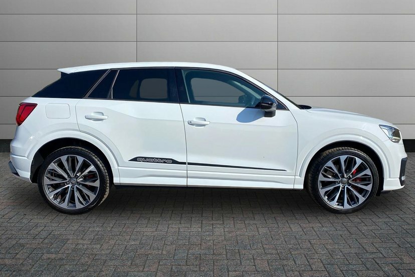 Audi SQ2 2.0 Tfsi Black Edition Suv S Tronic Qua White #4
