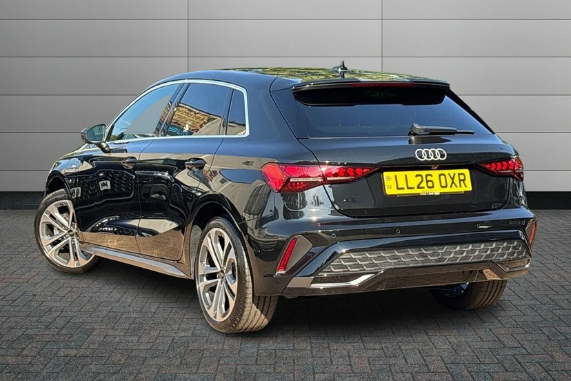 Audi A3 1.5 Tfsie S Line Sportback Plug-in Hybr Black #3