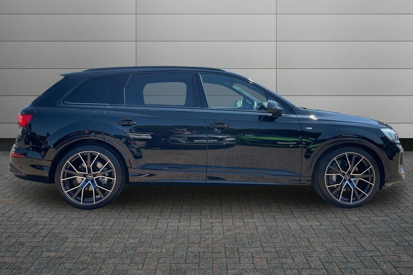 Audi Q7 3.0 Tfsi V6 Black Edition Suv Tiptronic Black #4