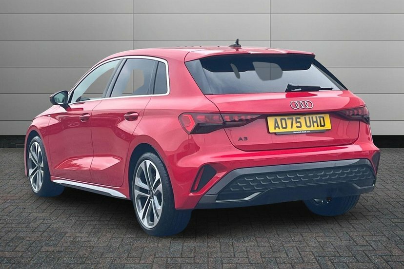 Audi A3 1.5 Tfsi 30 S Line Sportback 11 Red #3