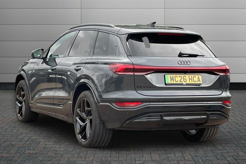 Audi Q6 E-Tron 100Kwh Performance Black Edition Suv MC26HCA Grey #3