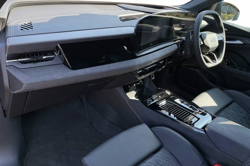Audi Q6 E-Tron 100Kwh Performance Black Edition Suv MC26HCA Grey #2