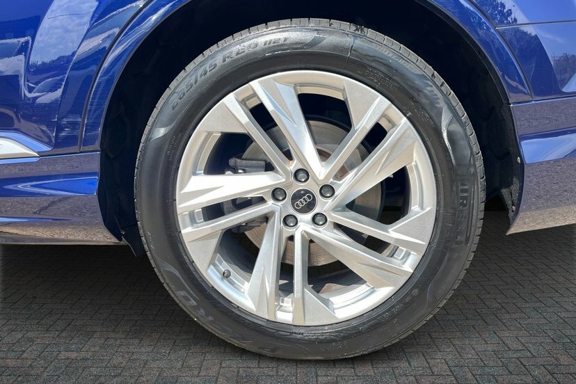 Audi Q7 3.0 Tdi V6 45 Black Edition Suv Tiptron Blue #5