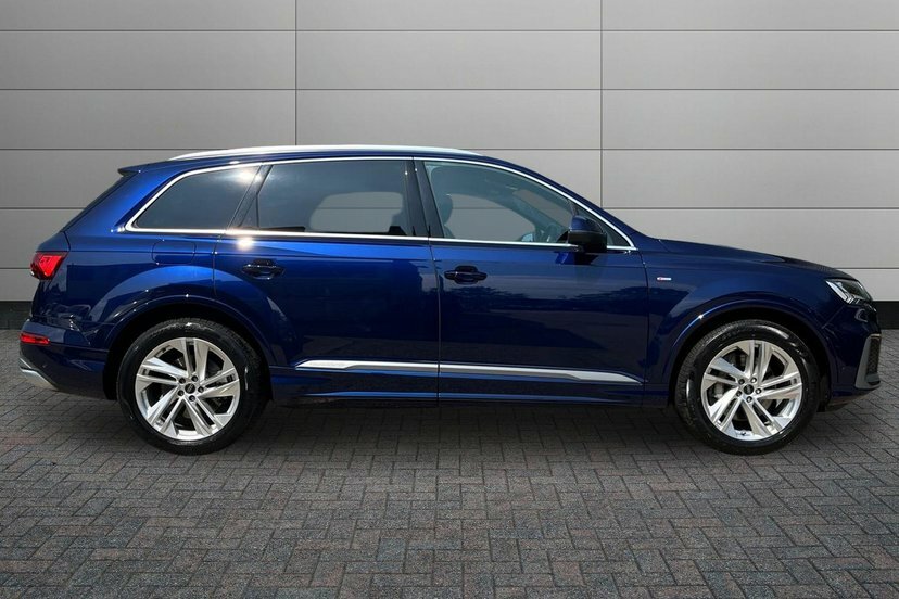 Audi Q7 3.0 Tdi V6 45 Black Edition Suv Tiptron Blue #4
