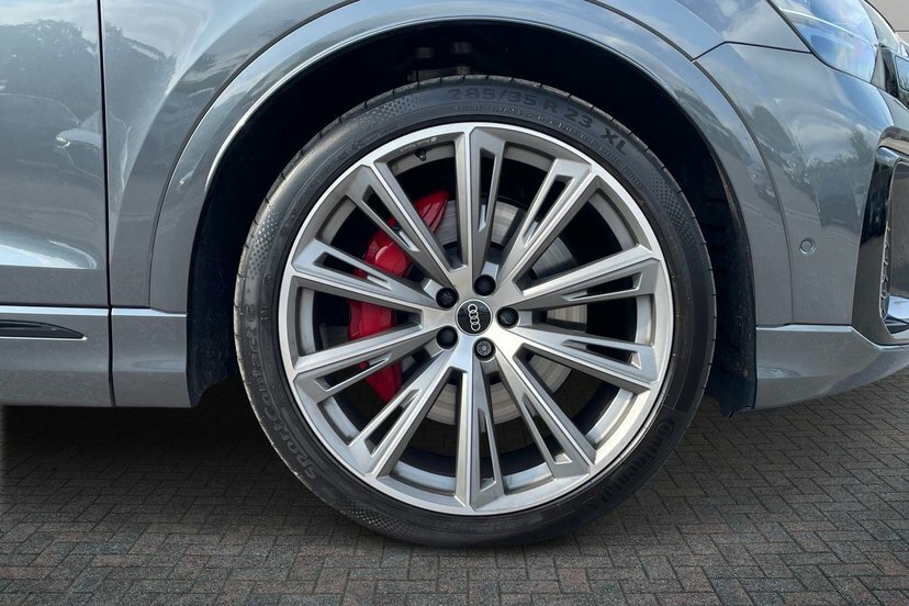 Audi SQ8 4.0 Tfsi V8 Black Edition Tiptronic Quattro Grey #5