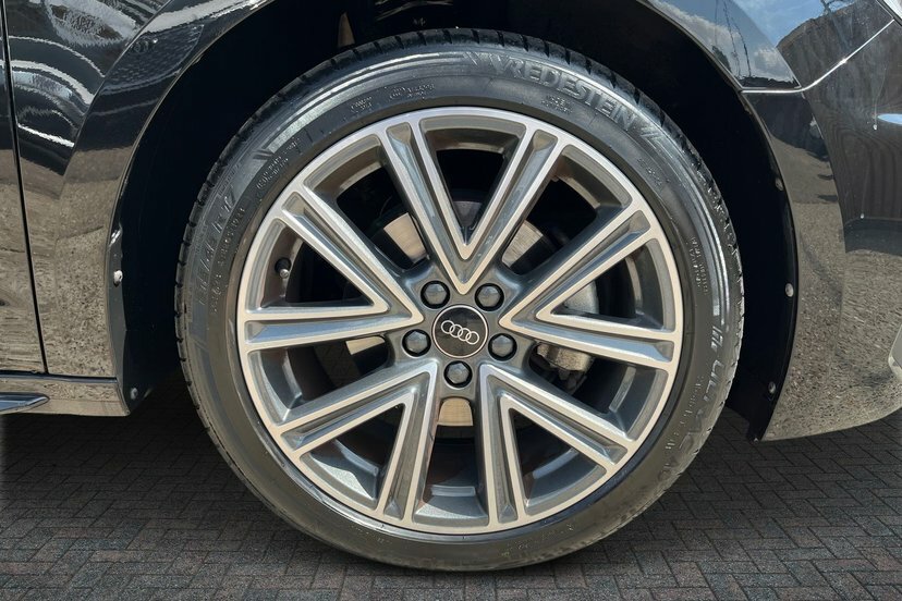 Audi A1 1.5 Tfsi 35 S Line Sportback S Tronic Black #5