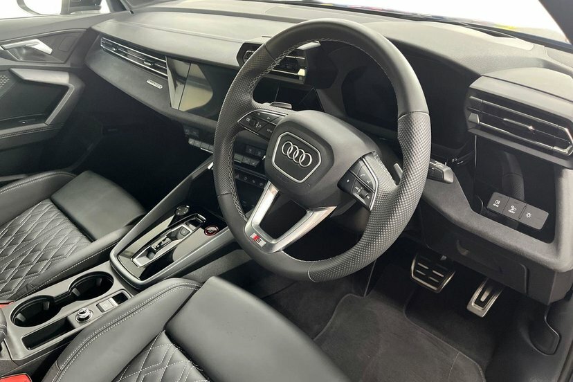 Audi S3 2.0 Tfsi Black Edition Sportback S Tron Blue #6