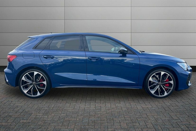 Audi S3 2.0 Tfsi Black Edition Sportback S Tron Blue #4