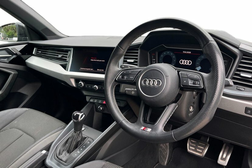 Audi A1 1.5 Tfsi 35 S Line Sportback S Tronic Black #6