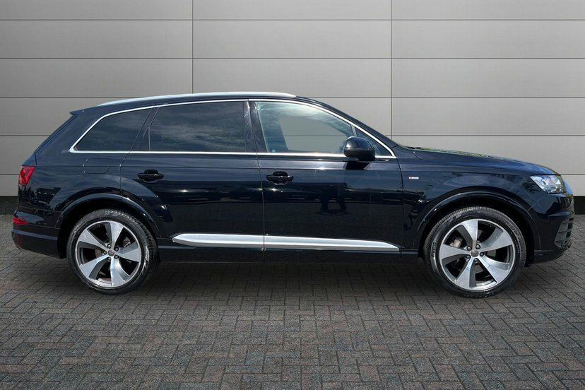 Audi Q7 3.0 Tdi V6 S Line Suv Tiptronic Quattro Black #4