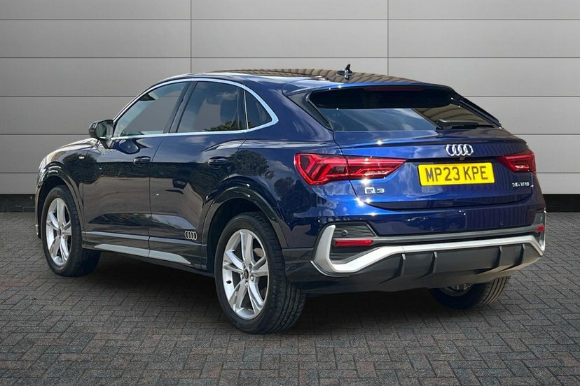 Audi Q3 1.5 Tfsi Cod 35 S Line Sportback Blue #3