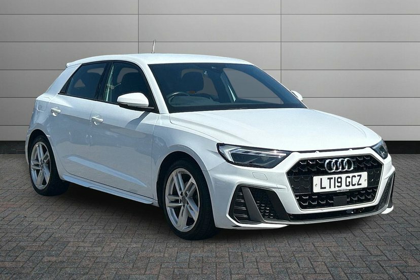 Audi A1 1.0 Tfsi 30 S Line Sportback 11 White