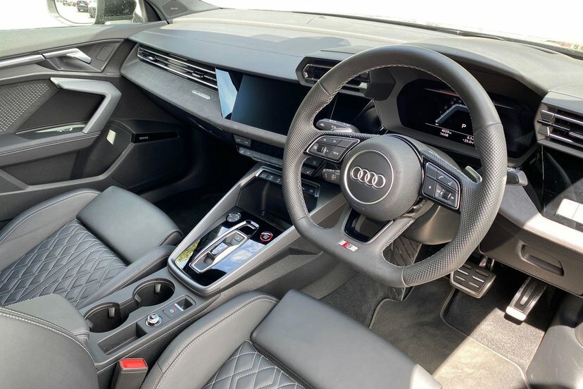 Audi S3 2.0 Tfsi Black Edition Sportback S Tron Black #6