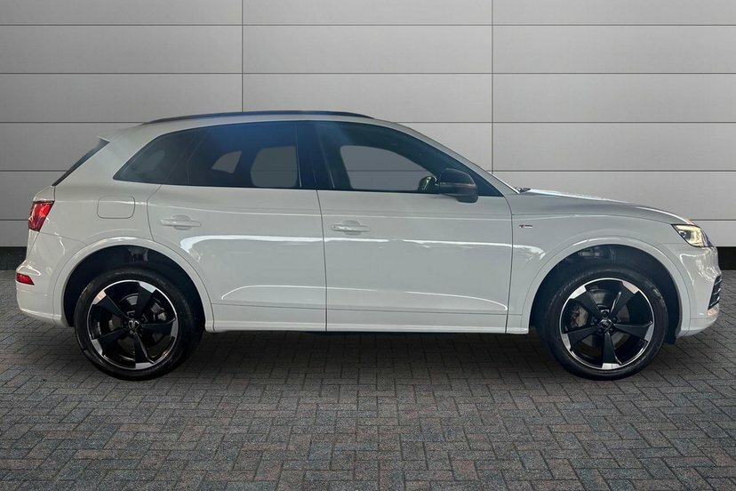 Audi Q5 2.0 Tdi 40 Black Edition Suv S Tronic Q White #4